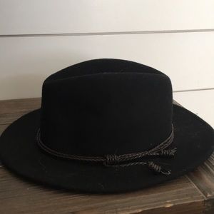 Black wool hat